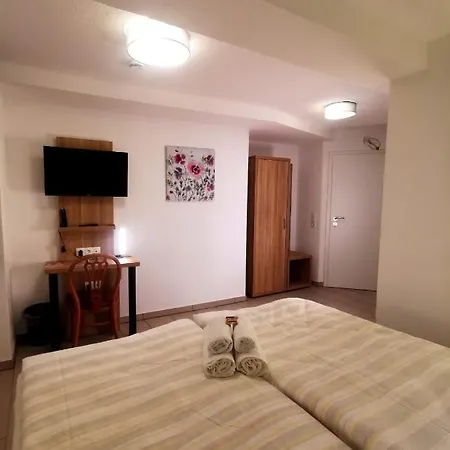Gap Hotel *