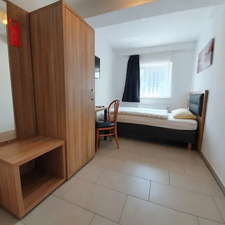 Gap Hotel *